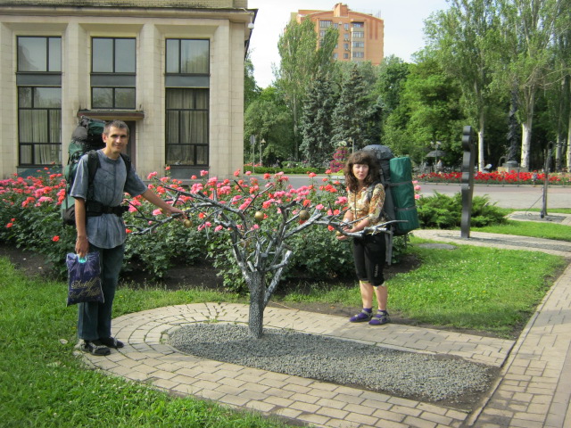 2013.06.04  у горисполкома.JPG