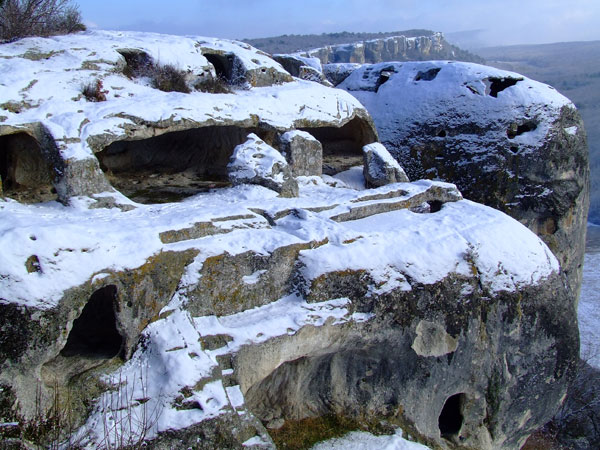 Зимний Эски-Кермен. Пещеры в несколько ярусов, 05.01.2009